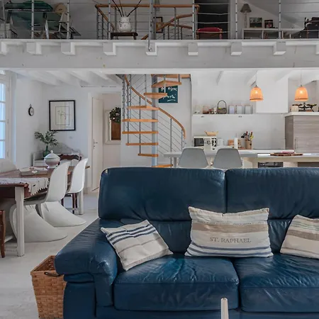 Au Bord De La Charente Jarnac