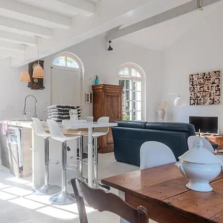 Dom wakacyjny Au Bord De La Charente Jarnac