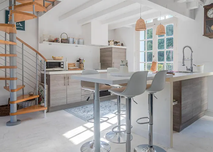 Au Bord De La Charente *